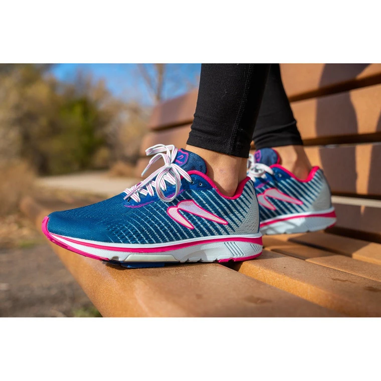 Newton Women's Gravity 12 Shoe - 2023 6 Newton Women's Gravity 12 Shoe - 2023 - Image 4