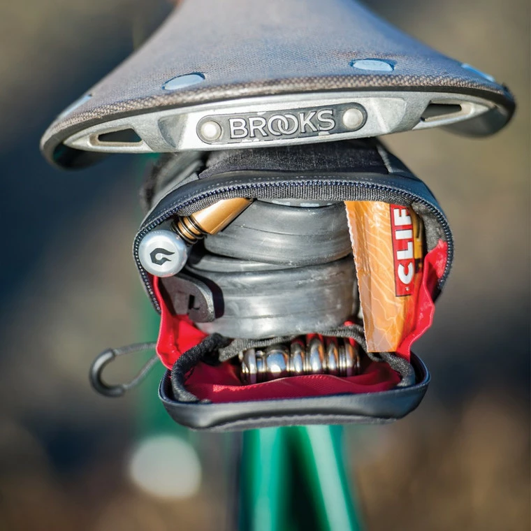 Blackburn Grid Medium Seat Bag - 2023 4 Blackburn Grid Medium Seat Bag - 2023 - Image 2