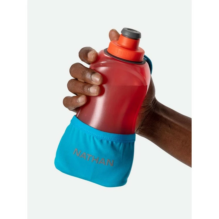 Nathan QuickSqueeze Lite 18oz. Handheld Hydration - 2023 5 Nathan QuickSqueeze Lite 18oz. Handheld Hydration - 2023 - Image 3